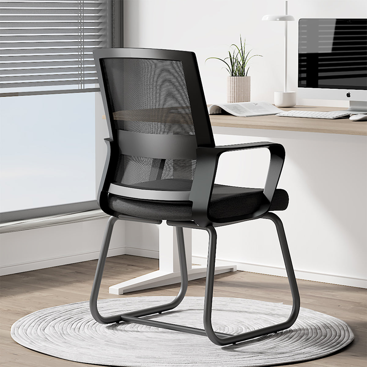 Minimalist Office Chair Conference Chair with C-Curve Backrest