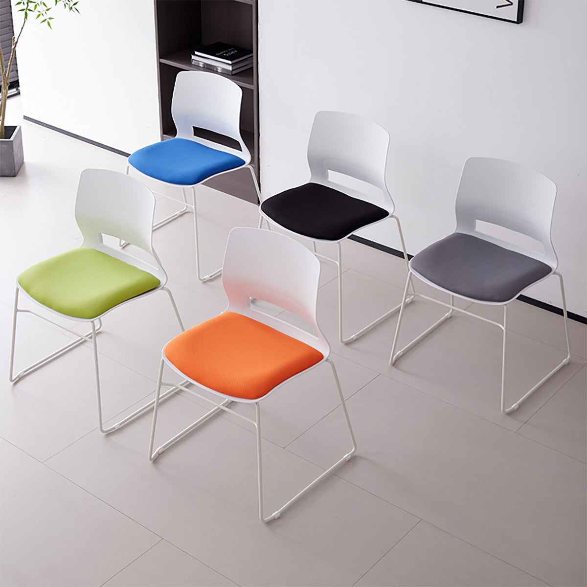 Minimalist Stackable Plastic Office Chairs for Meeting Rooms